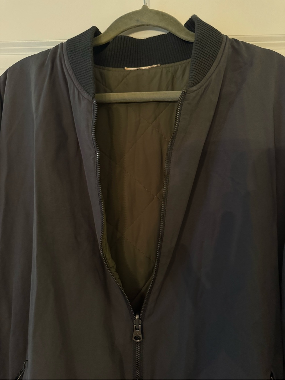 Faherty Charcoal & Sage Reversible Surplus Bomber Jacket - Picture 5 of 5